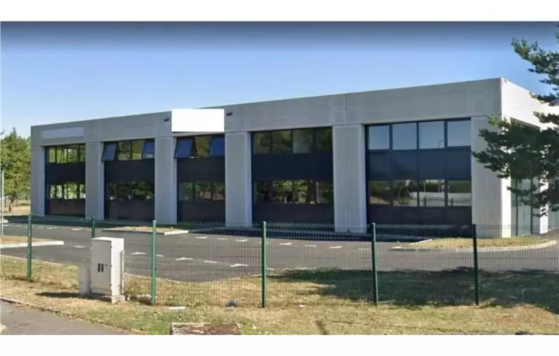 Location d'entrepôt de 2370 m² à Haravilliers - 95640