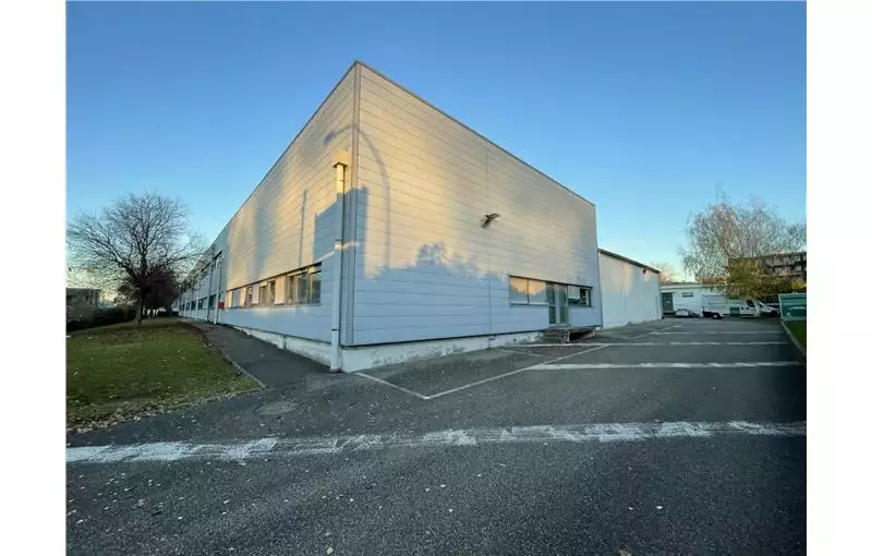Location d'entrepôt de 3340 m² à Illkirch-Graffenstaden - 67400