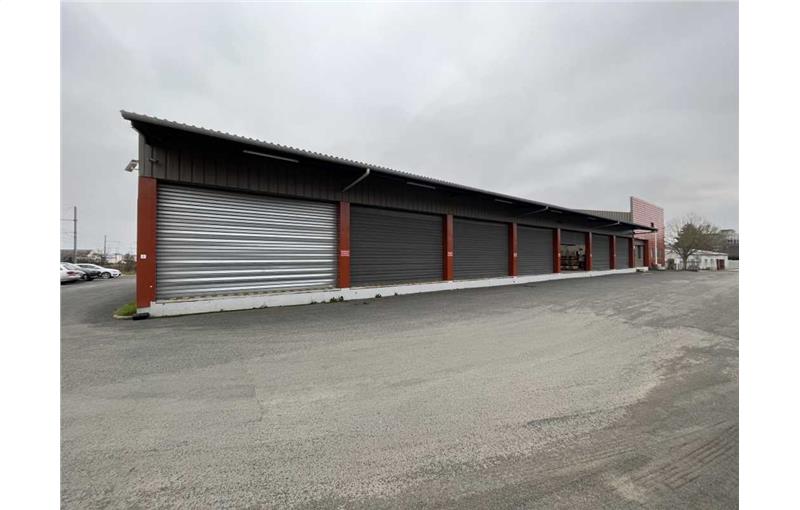 Location d'entrepôt de 800 m² à Ingré - 45140 photo - 1