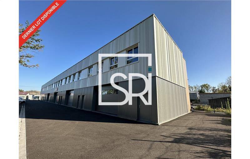 Location d'entrepôt de 257 m² à Issoire - 63500 photo - 1