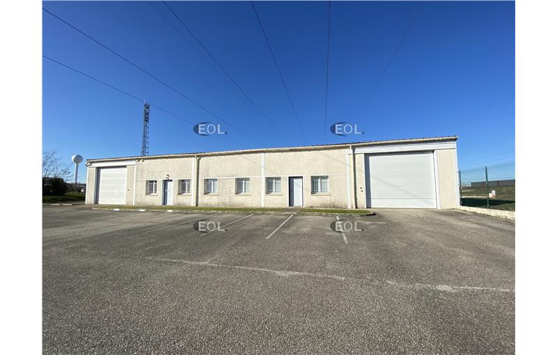 Location d'entrepôt de 640 m² à Jonage - 69330 photo - 1