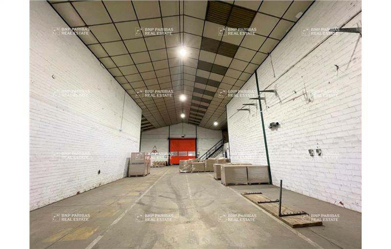 Location d'entrepôt de 790 m² à La Chapelle-d'Armentières - 59930 photo - 1