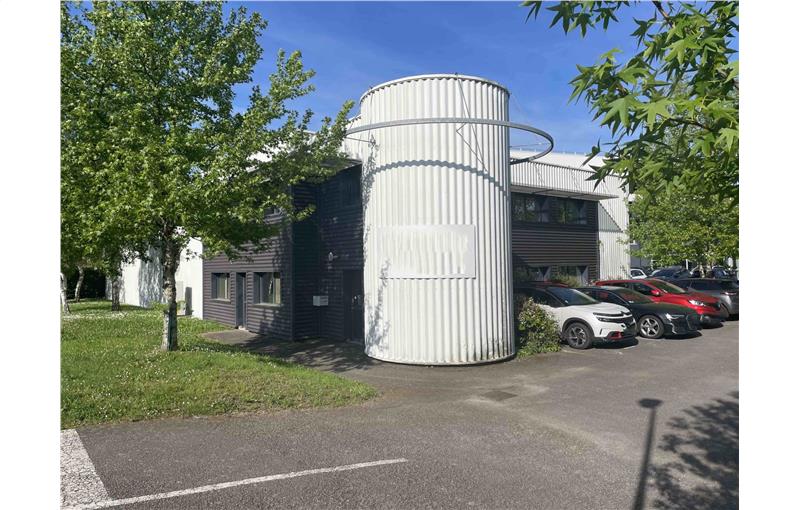 Location d'entrepôt de 820 m² à La-Chapelle-sur-Erdre - 44240 photo - 1