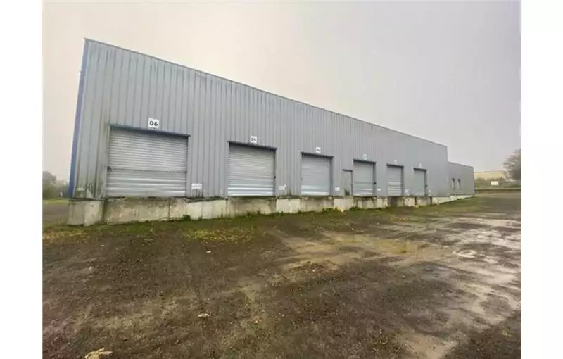 Location d'entrepôt de 900 m² à La Ferrière-aux-Étangs - 61450