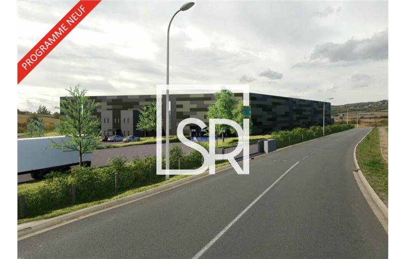 Location d'entrepôt de 7 118 m² à La Roche-Blanche - 63670 photo - 1