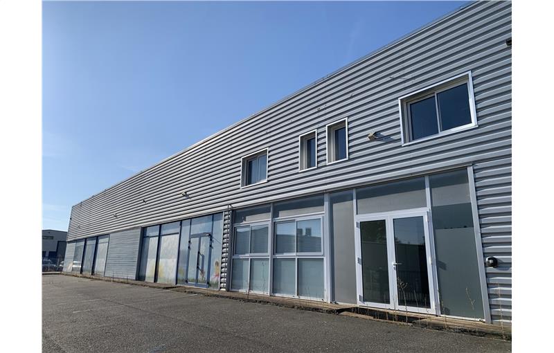 Location d'entrepôt de 860 m² à La Salvetat-Saint-Gilles - 31880 photo - 1
