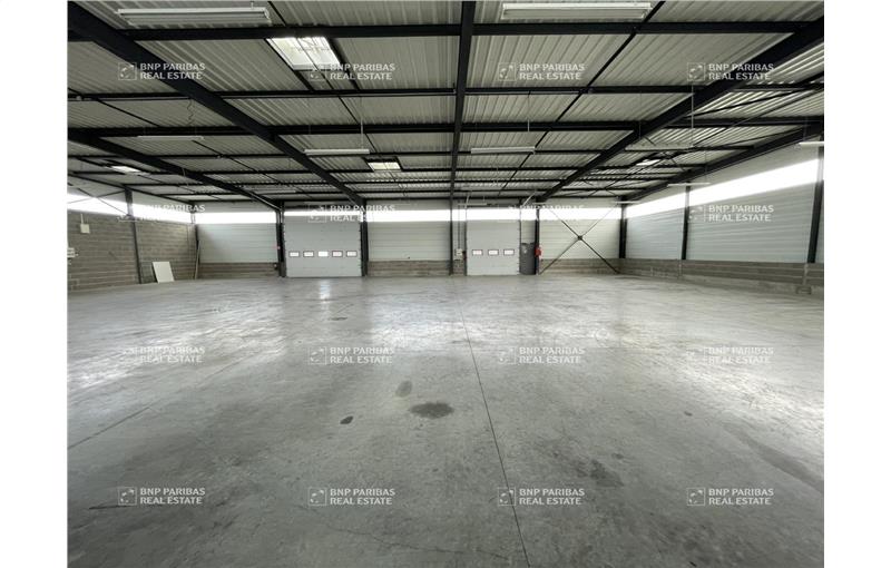 Location d'entrepôt de 582 m² à Larçay - 37270 photo - 1