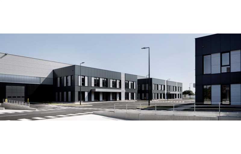 Location d'entrepôt de 18 302 m² à Le Bourget - 93350 photo - 1