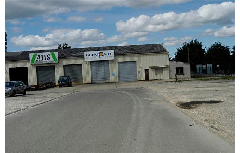 Location d'entrepôt de 370 m² à Le Haillan - 33185 photo - 1