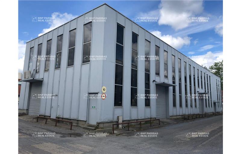 Location d'entrepôt de 1 200 m² à Les Loges-en-Josas - 78350 photo - 1