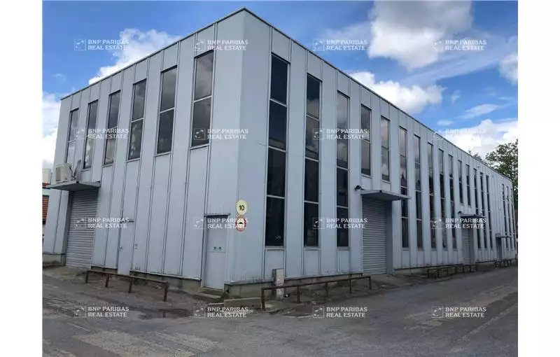 Location d'entrepôt de 1200 m² à Les Loges-en-Josas - 78350