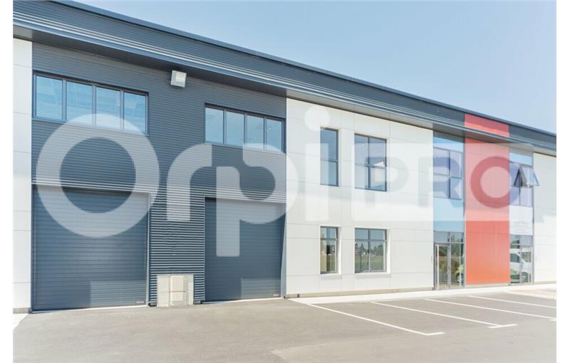 Location d'entrepôt de 229 m² à Lieusaint - 77127 photo - 1