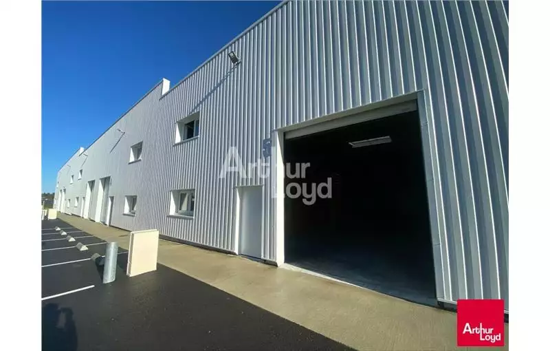 Location d'entrepôt de 260 m² à Liffré - 35340