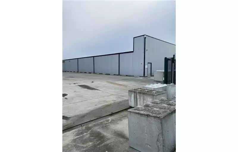 Location d'entrepôt de 4000 m² à Limay - 78520