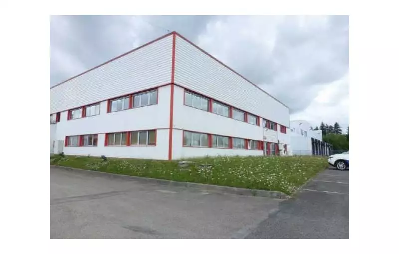 Location d'entrepôt de 1925 m² à Limoges - 87000