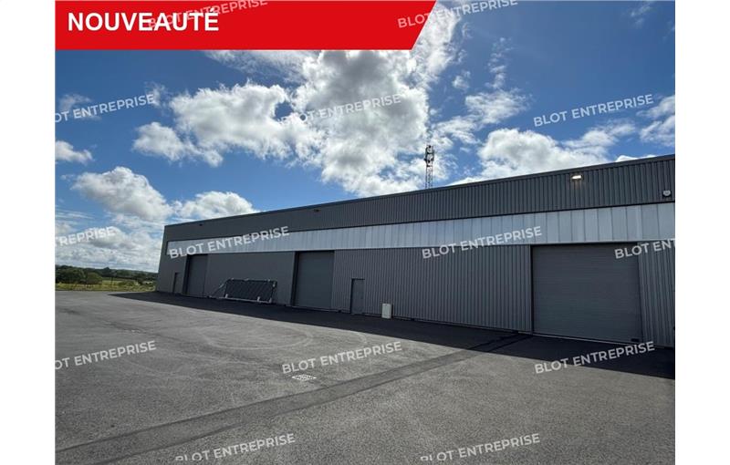 Location d'entrepôt de 1 000 m² à Liré - 49530 photo - 1