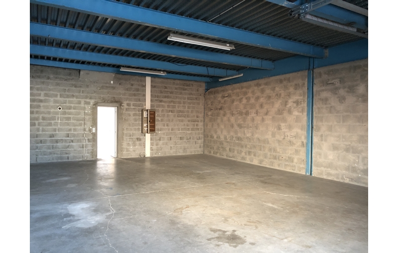 Location d'entrepôt de 419 m² à Lisses - 91090 photo - 1