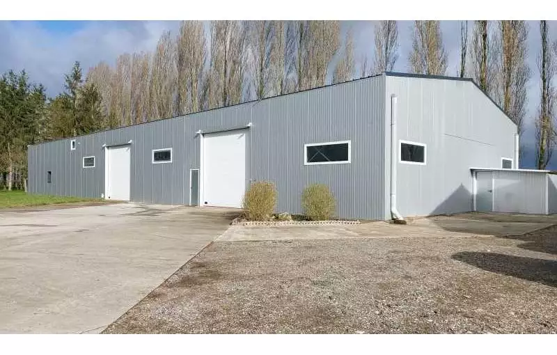 Location d'entrepôt de 300 m² à Longnes - 78980