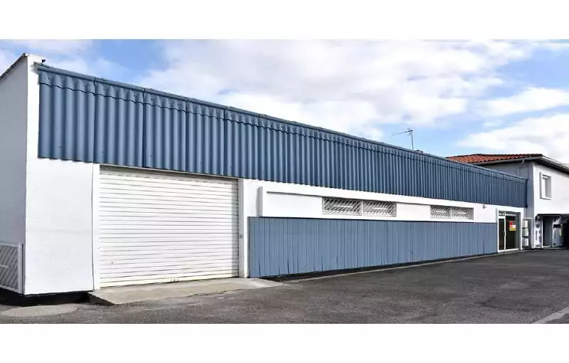 Location d'entrepôt de 360 m² à Lons - 64140