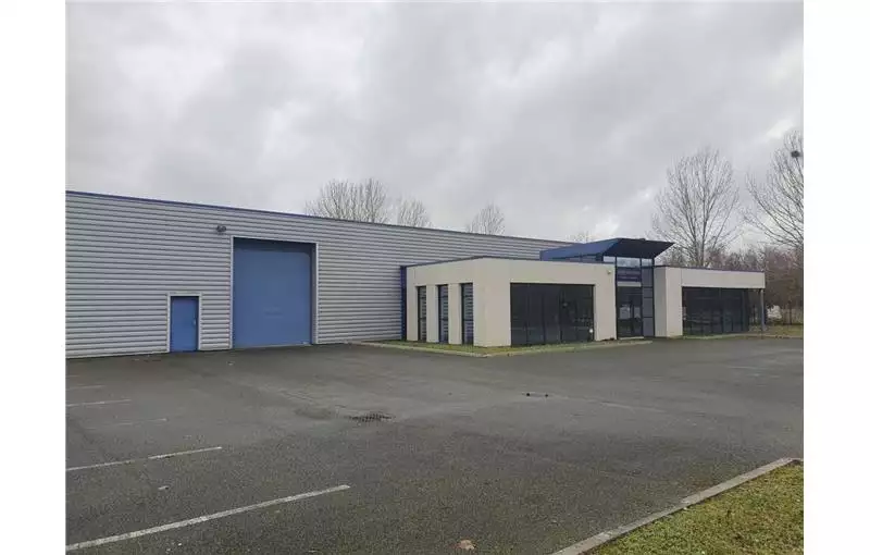 Location d'entrepôt de 641 m² à Mantes-la-Jolie - 78200