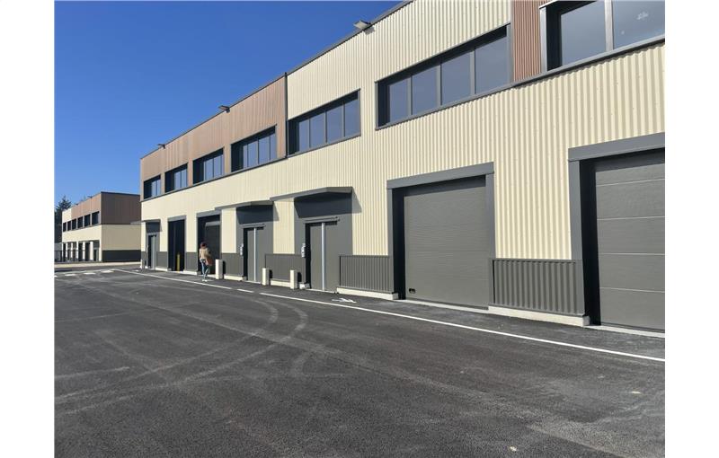 Location d'entrepôt de 1 045 m² à Marcoussis - 91460 photo - 1
