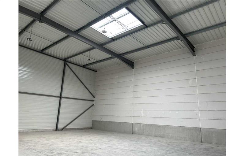 Location d'entrepôt de 400 m² à Marcq-en-Baroeul - 59700 photo - 1