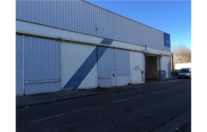 Location d'entrepôt de 3 000 m² à Marseille 10 - 13010 photo - 1