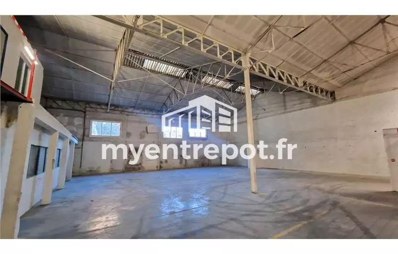 Location d'entrepôt de 860 m² à Marseille 13 - 13013