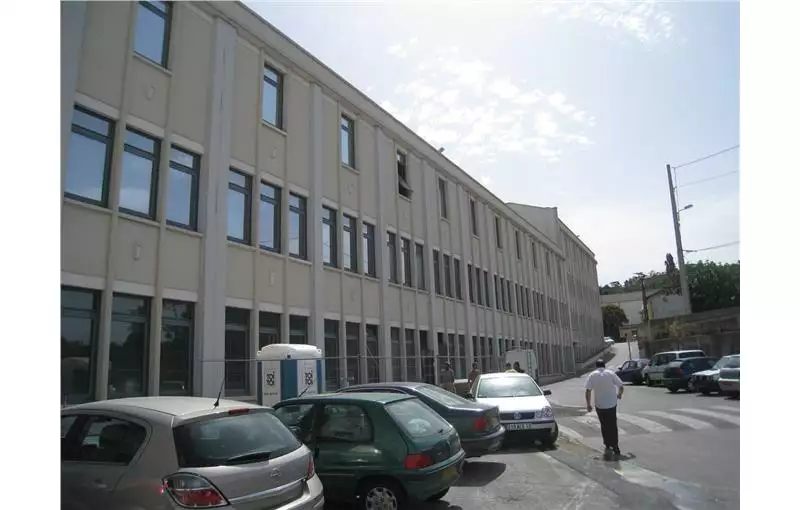 Location d'entrepôt de 644 m² à Marseille 13 - 13013