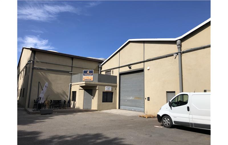 Location d'entrepôt de 1 415 m² à Marseille 15 - 13015 photo - 1