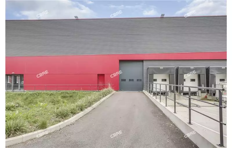 Location d'entrepôt de 1291 m² à Maurepas - 78310