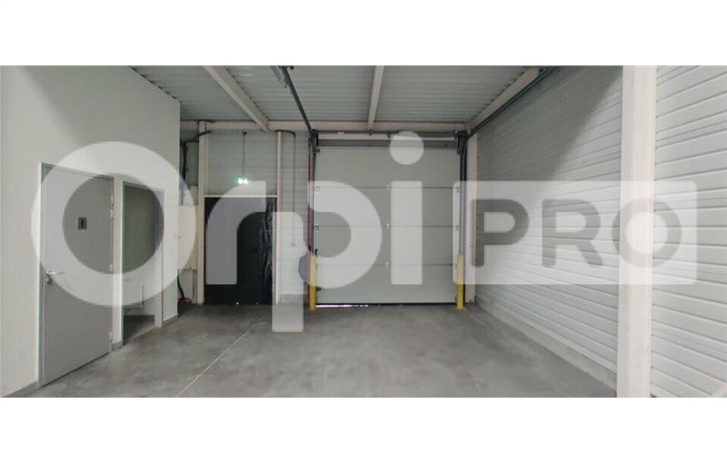 Location d'entrepôt de 190 m² à Mennecy - 91540 photo - 1