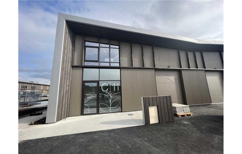 Location d'entrepôt de 353 m² à Mérignac - 33700 photo - 1