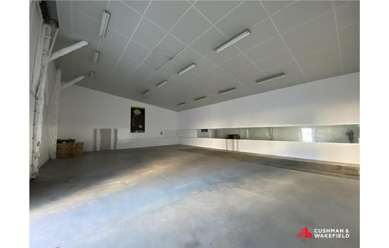 Location d'entrepôt de 205 m² à Mérignac - 33700 photo - 1