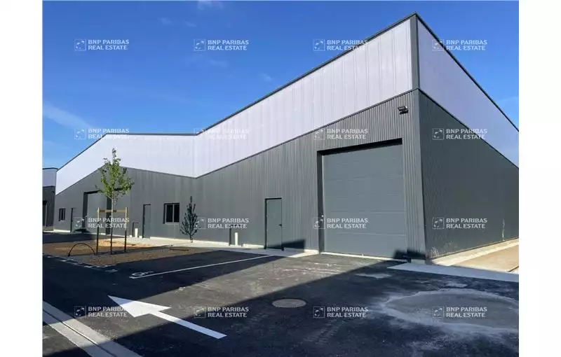 Location d'entrepôt de 1077 m² à Mérignac - 33700