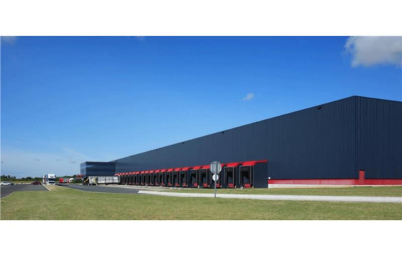 Location d'entrepôt de 10 115 m² à Meung-sur-Loire - 45130 photo - 1