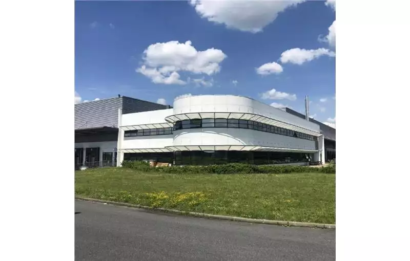 Location d'entrepôt de 30180 m² à Meung-sur-Loire - 45130