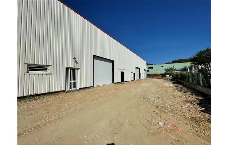 Location d'entrepôt de 1 500 m² à Millery - 69390 photo - 1