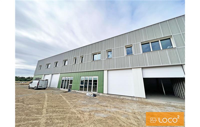 Location d'entrepôt de 434 m² à Mondouzil - 31850 photo - 1