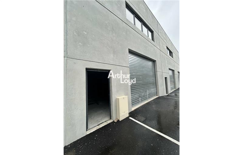 Location d'entrepôt de 190 m² à Montauroux - 83440 photo - 1