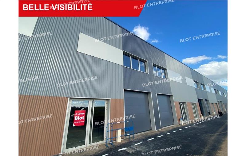 Location d'entrepôt de 202 m² à Montbert - 44140 photo - 1