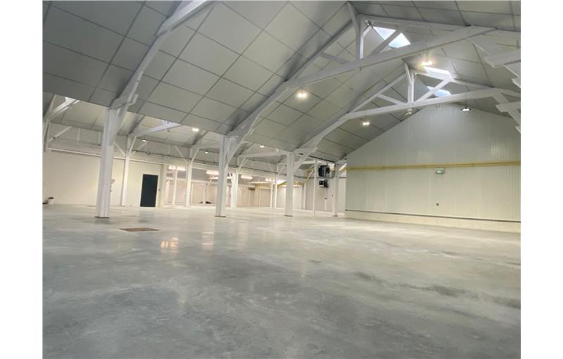 Location d'entrepôt de 4 411 m² à Montreuil - 93100 photo - 1