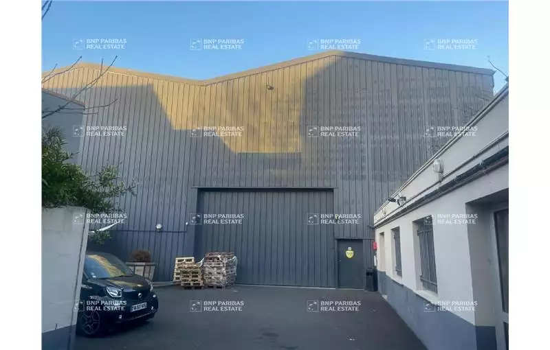 Location d'entrepôt de 1776 m² à Montreuil - 93100