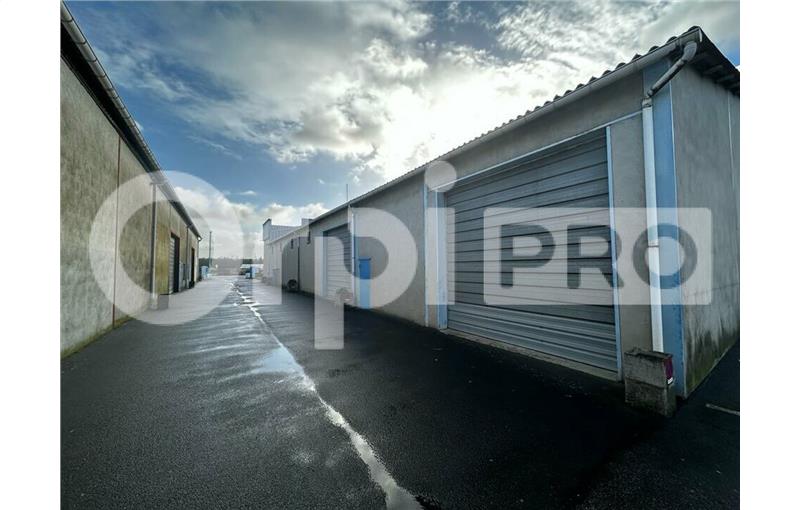 Location d'entrepôt de 700 m² à Morigny-Champigny - 91150 photo - 1