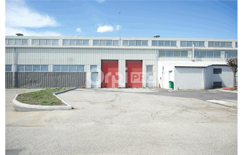 Location d'entrepôt de 254 m² à Mornant - 69440 photo - 1