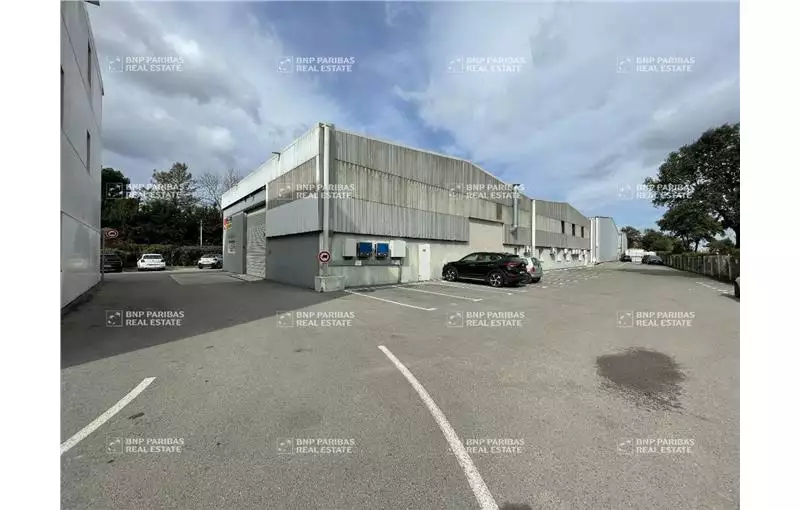 Location d'entrepôt de 710 m² à Mudaison - 34130