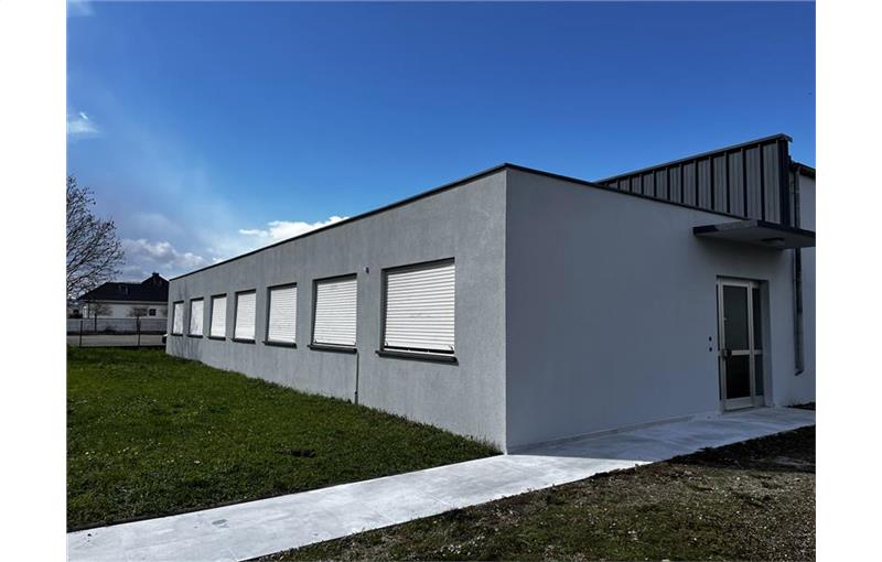 Location d'entrepôt de 2 220 m² à Mundolsheim - 67450 photo - 1