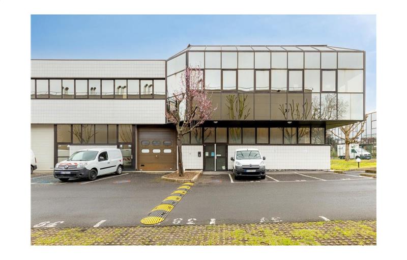 Location d'entrepôt de 601 m² à Nanterre - 92000 photo - 1