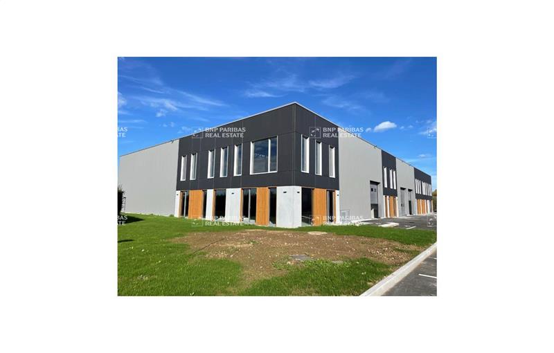 Location d'entrepôt de 669 m² à Nieppe - 59850 photo - 1