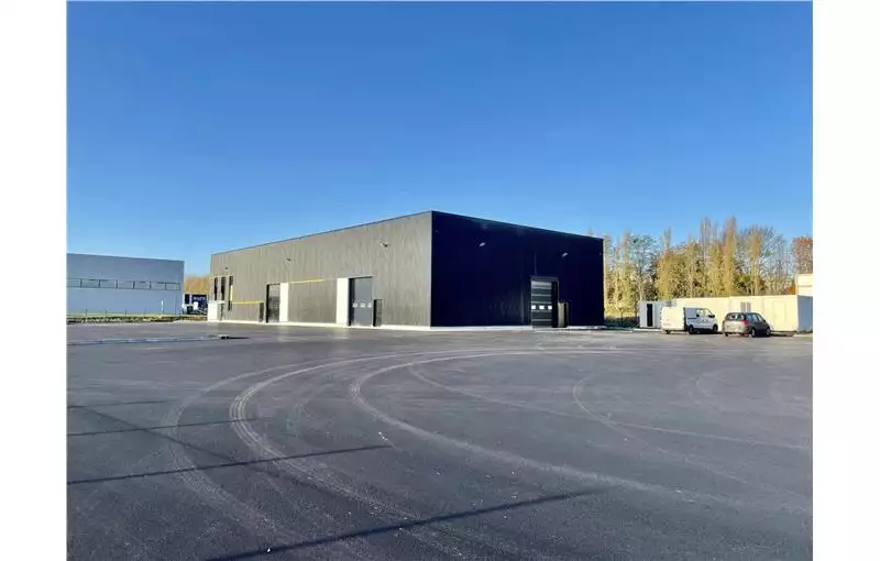 Location d'entrepôt de 1008 m² à Oissel - 76350